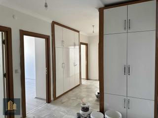 Özbal Emlak Ofiste Sıfır Ayarında Kiralık Daire