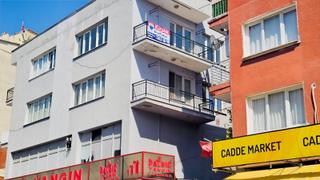 İzmir Buca Menderes Caddesi Hürriyet Mah 3+1 Kiralık Daire