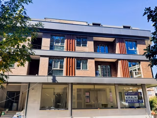 Halkalı Kavaklıda Yeni Binada Kiralık İşyeri