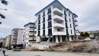 Akçaabat Yaylacık Mahallesinde Kiralık 195m2 Dükkan