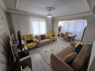 Tranvayın Dibinde 3+1 Full Kredili Dogal Gazlı Daire