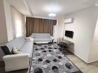 Şen Emlak'tan-b.t.ü Karşısı-full Eşyalı-cazip Daire