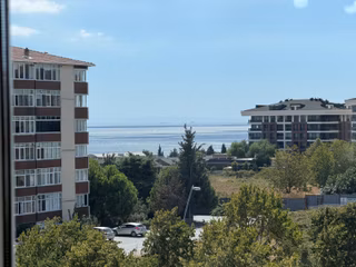 Ekinoba Deryapark Evlerinde Satılık 2+1 Daire Otoparklı Havuzlu