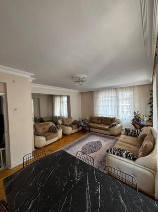 Rekoor Emlaktan Modern Pazarında 2+1 120 M2 Satılık Daire