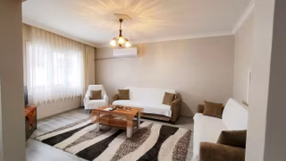 Merkez-temiz Eşyalı-büyük 2+1 Kiralık Daire-kuşadası