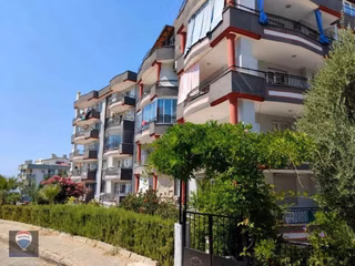 Kuşadası Ege Mahallesi Site İçinde Masrafsız Daire