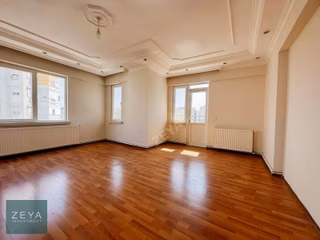 Meydankavağı'nda Site İçerisnde Masrafsız 3+1 Kiralık Daire