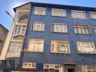Karatay Nakipoğlunda Satılık 2+1 Daire