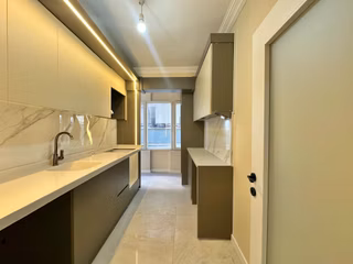 ꧁ay Emlaktan꧁akçay Altınkum'da Doktorlar Sitesinde Denize Sadece 500 Metre Satılık 2+1 Daire