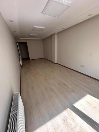Home Park Gyo'dan Beyaz Center Avm'de 1+1 Satılık Ofiskatı