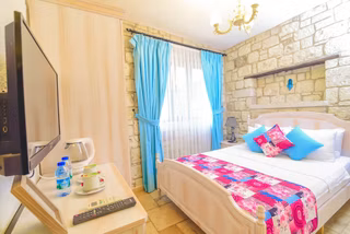Sahibinden Alaçatı Çarşıda Aylık Kiralık Oda