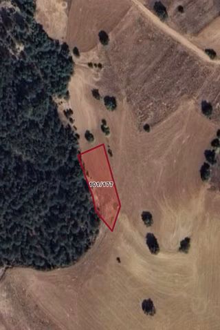 Bilecik Yenipazar Kösüre Köyünde 1.440 M² Yatırımlık Tarla - 1