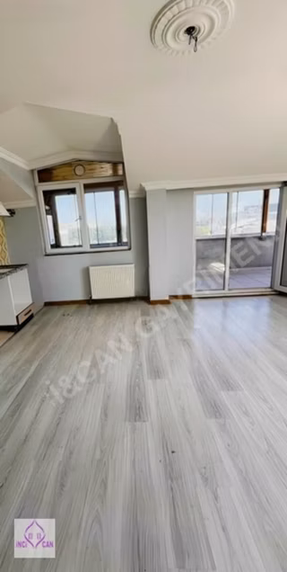 Avcılar Merkez De 2+1 Kiralık Teras Kat Daire