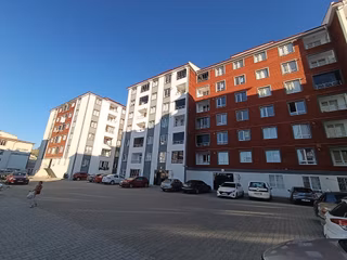 Yakamoz'dan Çapanoğlu Mah. Site İçerisinde Kiralik Daire