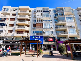 Saygınnergiz Team - Bostanlı Balıkçı Parkı Cepheli Ara Kat 3+1