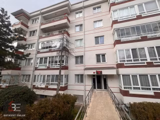 Batıkent Emlak'tan İnönü Mah Yapılı Ve Eşyalı 3+1 Kiralık