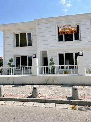 Yeniyol Meram Dev. Hast. Karşısı Kiralık Sağlık Ofis/muayenehane