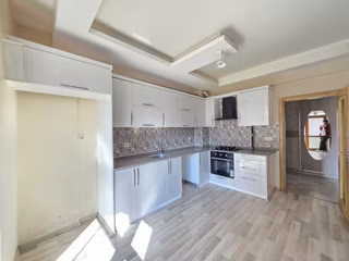 Yüksel Şahin'den Lokman Hekim Civarı Site İçi 3+1 Kiralık Daire