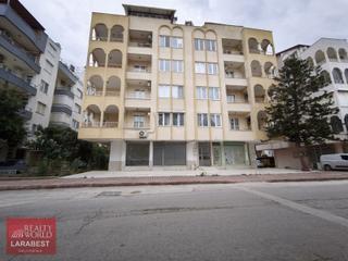 Muratpaşa Fener Mahallesinde 3+1 Arakat Geniş Kiralık Daire
