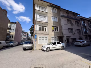 Özlemyardımcı'dan Nişantaşı Mahallesinde Satılık Arakat 2+1daire