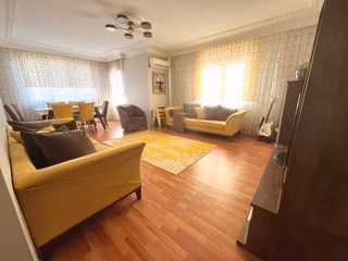 Pendik Güzelyalı Mahalesinde Eşyalı Daire 3+1