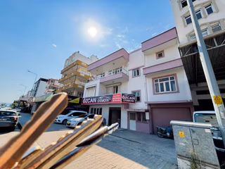 Usta Gayrimenkul'den Kiralık D-400 Üzerinde Geniş 3+1 Daire