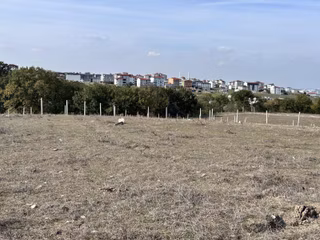 Kızılpınarda İmarlı 300 M² Hisse! Emsallerin Çok Altında