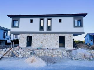 Mordoğanda Deniz Manzaralı Bahçeli Yeni 3+1 Villa