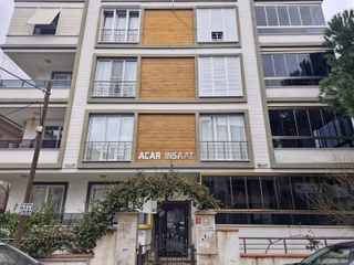 Cennetayağı'nda Dolğalgazlı Ebv. Banyolu Eşyalı Kiralık 2+1 Dair