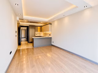 Cadde Üzrinde Ev Ve Ofis Kullanımına Uygun Kiralık 1+1 Daire