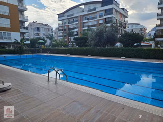 Antalya Konyaaltı Hurma'da Havuzlu Site İçinde Kiralık Daire