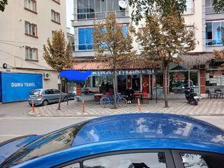 🏡 Manisa Akhisar Reşatbey Mah. ‼️kaçırılmaz Fırsat Kiralık 2+1 Ara Kat Doğal Gazlı Daire!