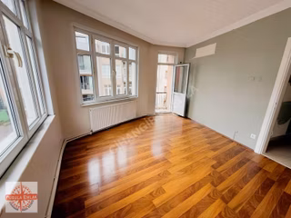 Fındıklı'da Sahile Yakın, Tramvay Ve İskele Yakını 2+1 Kiralık