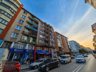 Rw Lıfe// Bahçelievler Mh. Seylap Cadde Üzeri Kiralık 2+1 Daire
