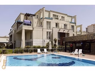Tuzla Akdeniz Evleri'nde 2bloklu2katlı Havuzlu Eşyalı Kiralık1+1
