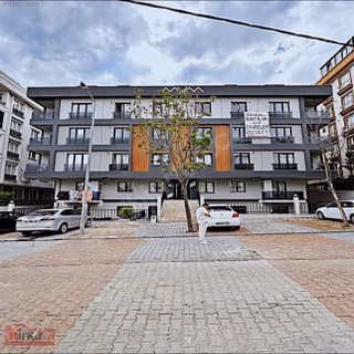 Beylikdüzü Yakuplu Da Satılık 1+1 Bahçeli Geniş Sıfır Daire