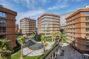 Fdn'den Koşuyolu Koru Evlerinde Satılık 4+1 Ara Kat