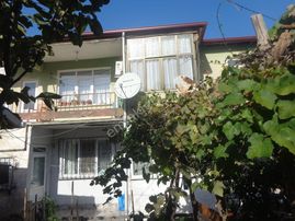 Beykoz İncirköy Çiftehavuzlar Mevkiinde Satılık Müstakil