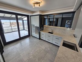 Eu Gayrimenkulden Balıkesir Edremit Güre'de Denize Sıfır Ultra Mega Lüx 5+1 Villa