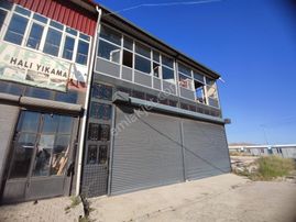 Tezcan Emlaktan 2 . Küçük Sanayide Bakımlı 3 Katlı İşyeri