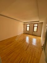 Fetih Caddesine Sıfır Arakat Kiralık 3+1 Daire