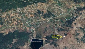 Çilekli Mahallesinde Bungalov Luk 1874m² Arazi