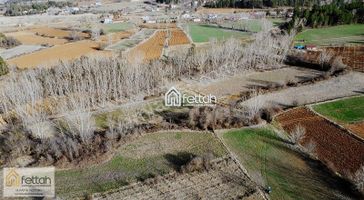 Meyve Ağaçları İle Dolu 2 Dönüm Arazi