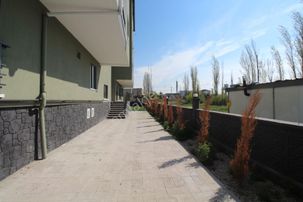 Aksaray Hastanesi Yolu Abonelikler Açık Kiralık Sıfır Ayarında Eşyalı 1+1 Eşyalı Daire