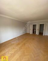 Çankaya Birlik Mah Bir Cephesi Doğukent Bulvarı, Yan Ve Ön Cepheli,bakımlı 5+1 Satılık Daire