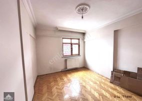 İncirli Mh. Orta Katta Bağımsız Isı Yalıtımlı Ön Cephe 3+1