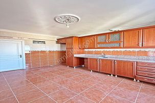 İnönü Mahallesinde 100 M2 Manzaralı Çift Balkonlu 2+1 Arakat