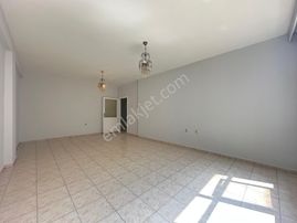 Arve'den Pirireis Mah'de Merkezi Konumda Masrafsız Ara Katta 3+1