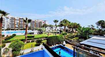 Fa'dan Altınörende 1'de Deniz Havuz Bahçe Manzaralı 2+1 Daire