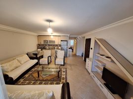 Doğalgazlı,kuşadası Marina Üzeri 2+1 Eşyalı Kiralık Daire